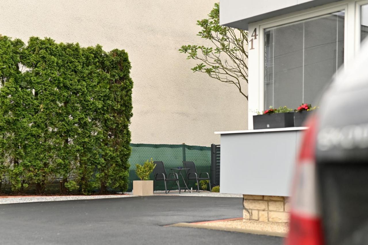 Apartman 5Five Presov Exterior photo